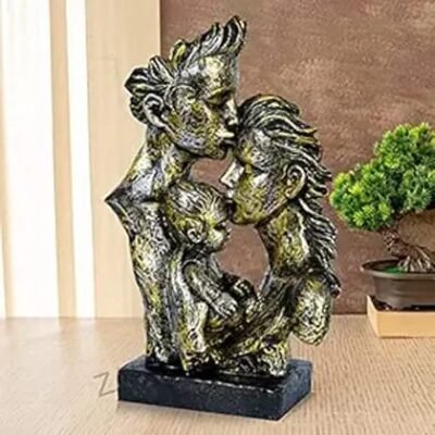 Romantic Couple Sculpture with Child – Artistic Home Decor Showpiece